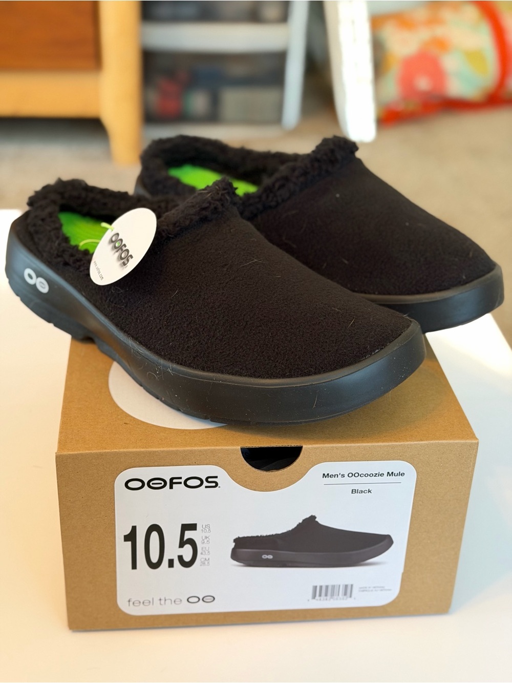 NIB Oofos OOCoozie Mule